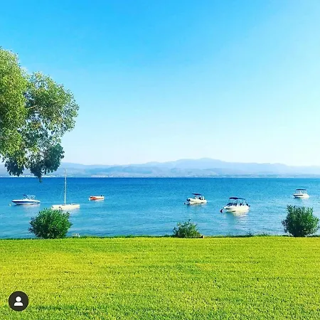 Architect Designed House With Pool And Private Villa