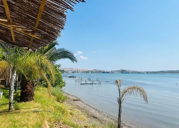 Architect Designed House With Pool And Private Villa *